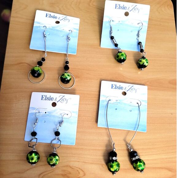 Green Glass Bead Circle Dangle Earring - Picture 2 of 3
